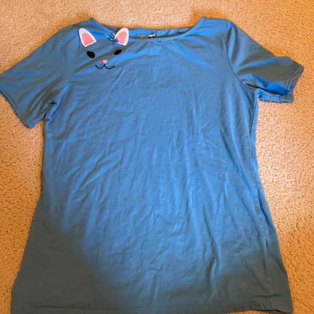 Cute Etsy made bunny top